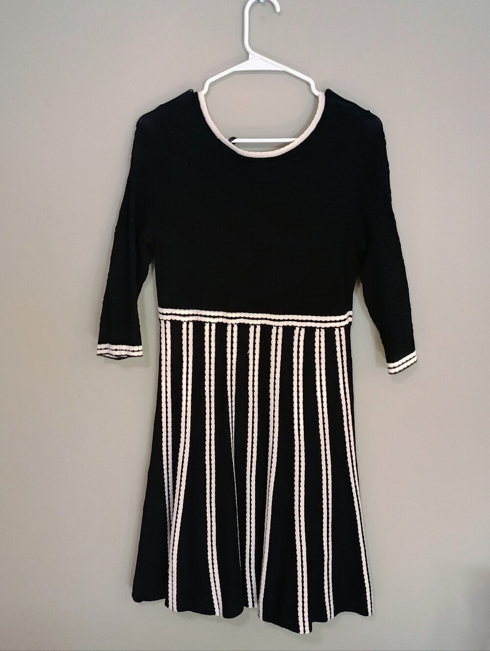 C&B Black and White Knit Fit & Flare Dress Petite Medium